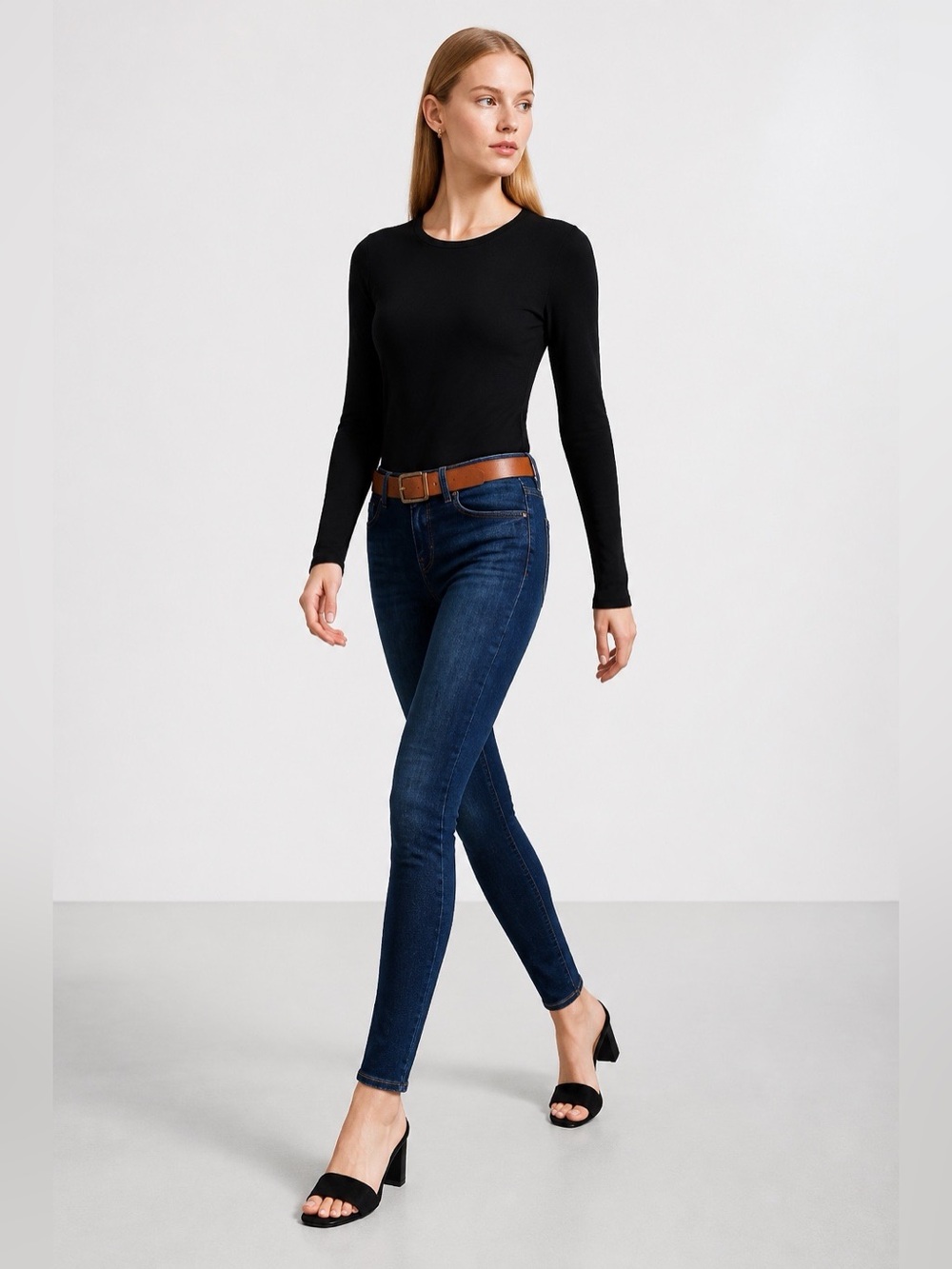 L'AGENCE Margot High Rise Midnight Blue Skinny Jeans Size 24 NWT